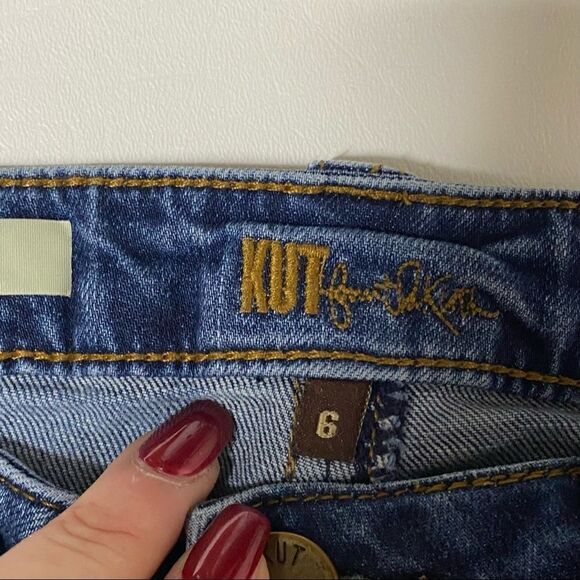 KUT from the Kloth | Factory Distressed Straight Leg Jeans - Picture 3 of 7